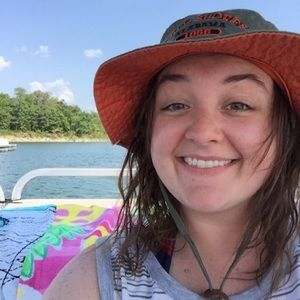 Meet your Posher, Abi